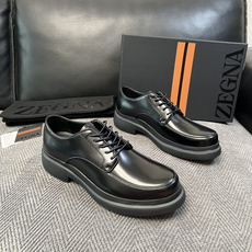 Zegna 高品质 顶级工艺品 杰尼亚 皮鞋专柜新款原厂配置,意大利进口牛皮面料,进口牛里垫,透气舒适,鞋底:原 Zegna 高品质 顶级工艺品 杰尼亚 皮鞋专柜新款原厂配置,意大利进口牛皮面料,进口牛里垫,透气舒适,鞋底:原