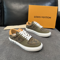 Lv 高品质 顶级工艺品 路易威登,专柜同步原厂配置,鞋面意大利进口,高品质拼接缤纷色彩复杂工艺品,进口牛皮里垫柔 Lv 高品质 顶级工艺品 路易威登,专柜同步原厂配置,鞋面意大利进口,高品质拼接缤纷色彩复杂工艺品,进口牛皮里垫柔