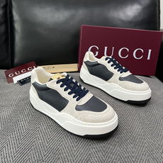 Gucci 高品质 顶级工艺品 古奇 专柜新款原厂配置,意大利进口牛皮面料,进口牛皮内里垫,透气舒适,鞋底:原厂 Gucci 高品质 顶级工艺品 古奇 专柜新款原厂配置,意大利进口牛皮面料,进口牛皮内里垫,透气舒适,鞋底:原厂
