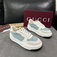 Gucci 高品质 顶级工艺品 古奇 专柜新款原厂配置,意大利进口牛皮面料,进口牛皮内里垫,透气舒适,鞋底:原厂 Gucci 高品质 顶级工艺品 古奇 专柜新款原厂配置,意大利进口牛皮面料,进口牛皮内里垫,透气舒适,鞋底:原厂