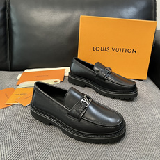 Lv 高品质 顶级代购 路易威登 皮鞋专柜同步,鞋面意大利进口,进口水染牛皮内里,鞋底:原厂特供原版底,原厂跟单货 Lv 高品质 顶级代购 路易威登 皮鞋专柜同步,鞋面意大利进口,进口水染牛皮内里,鞋底:原厂特供原版底,原厂跟单货