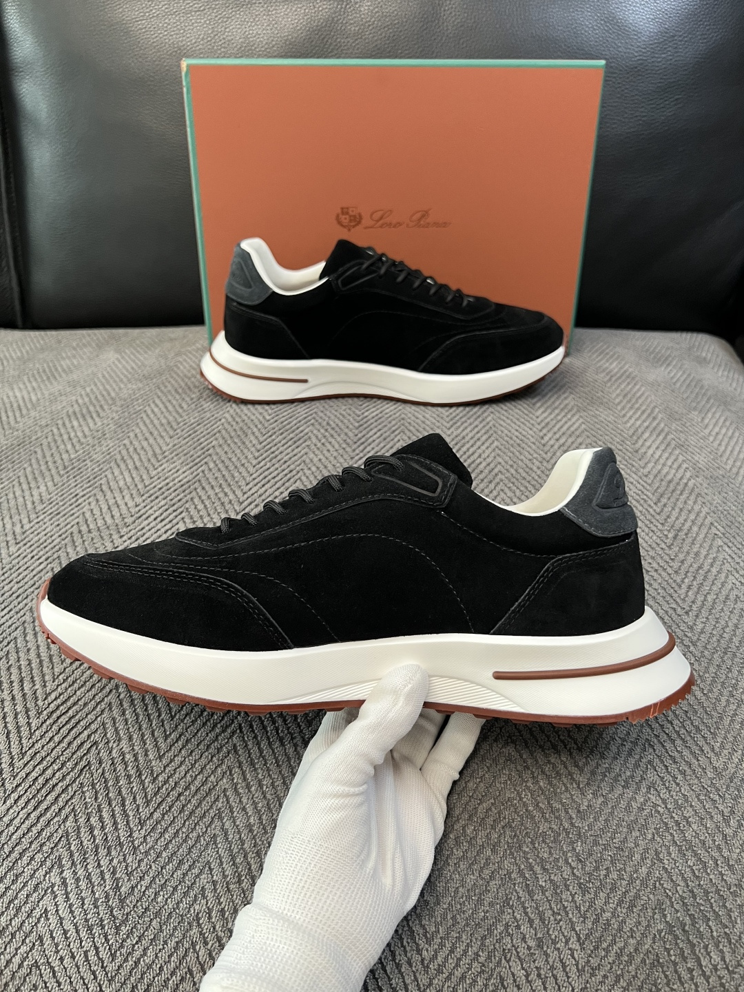 Loro Piana  高品质  顶级工艺品  诺悠翩雅  新品专柜同步原厂配置，鞋面意大利进口牛皮面料，高品质拼接工艺
