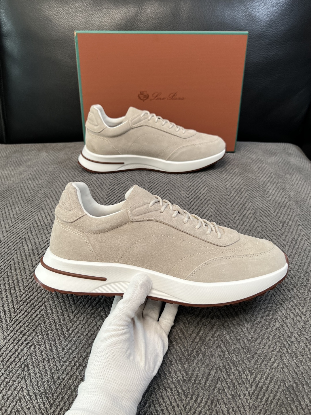 Loro Piana  高品质  顶级工艺品  诺悠翩雅  新品专柜同步原厂配置，鞋面意大利进口牛皮面料，高品质拼接工艺
