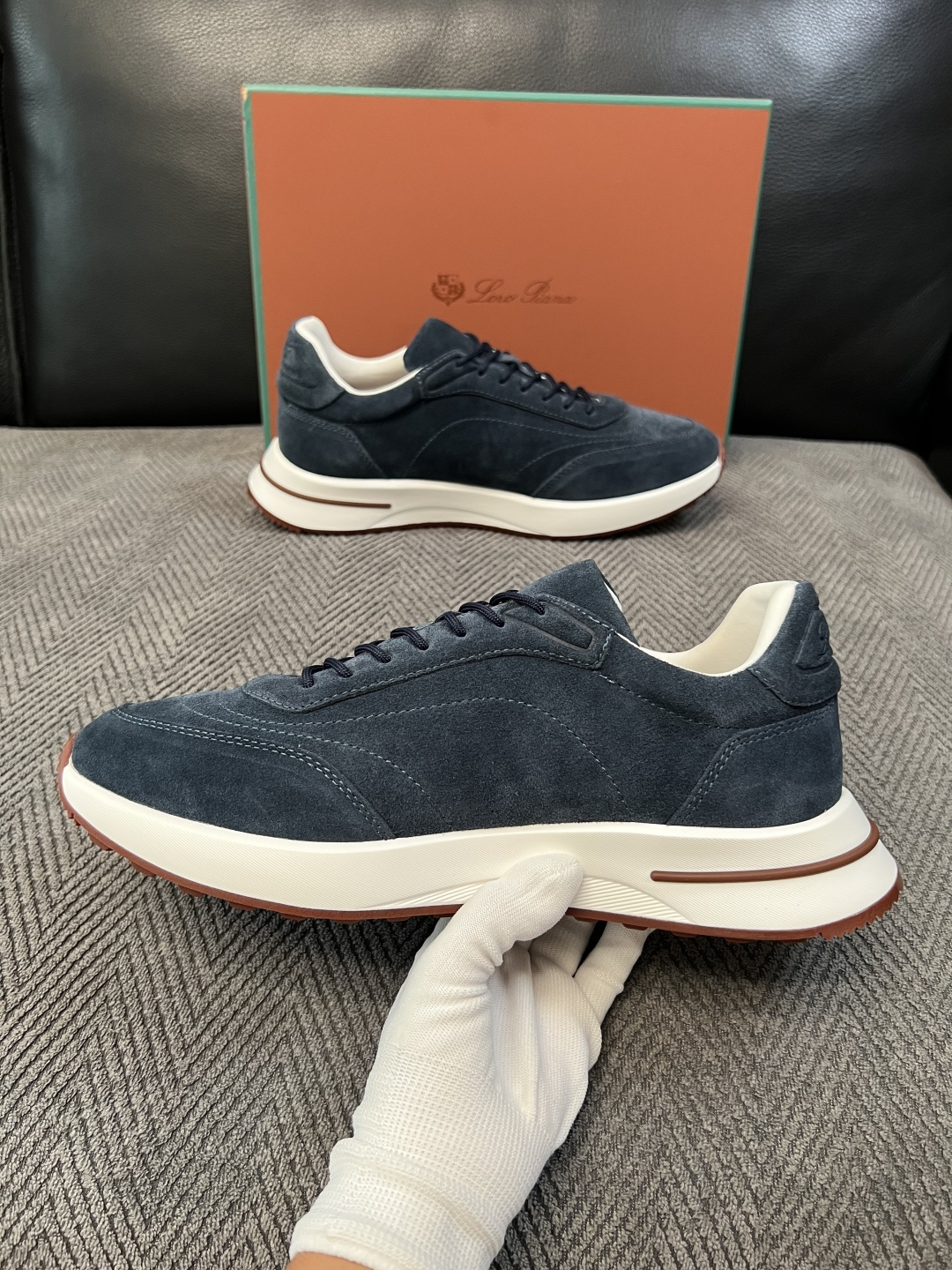 Loro Piana  高品质  顶级工艺品  诺悠翩雅  新品专柜同步原厂配置，鞋面意大利进口牛皮面料，高品质拼接工艺