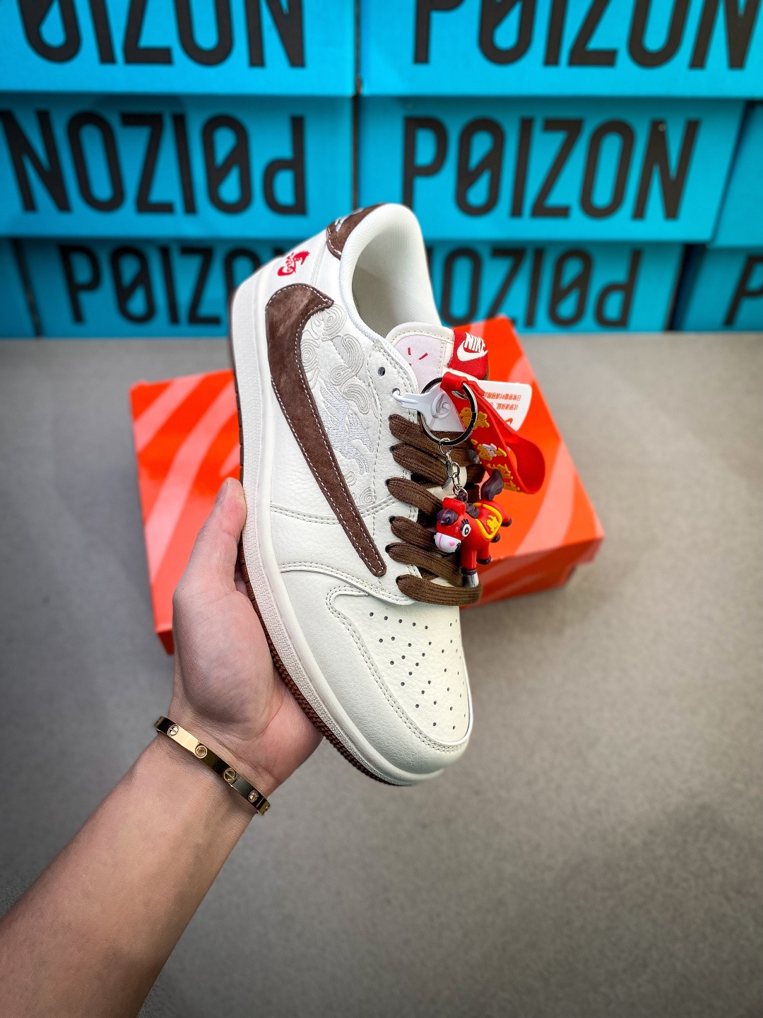 _dfT9sLw1kKS1pX1iVW8J8hZjYe-mFsmsz2M6Y8Q