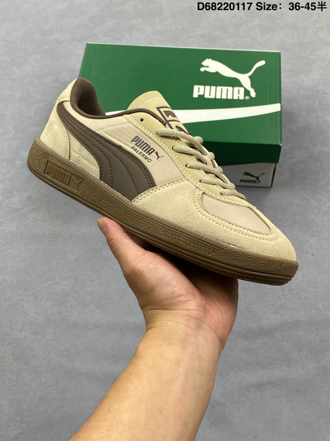 💰110
PUMA/彪马 女运动板鞋，原楦原纸版开发版型，采用环保纤维革组合翻毛皮饰片鞋面材质，外置耐磨橡胶大底❗️蕾哈娜同系面包鞋太好看了！彪马Puma Park Lifestyle OG Sneaker 公园生活方式系列低帮复古面包风百搭休闲运动板鞋。
312
类型：男女鞋
货号：403257
码数：36-45含半码
编码：D68220117