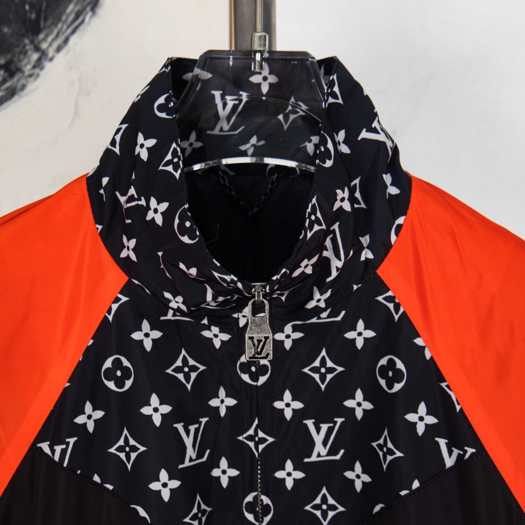 Alternative view of Louis Vuitton Jacket 07971