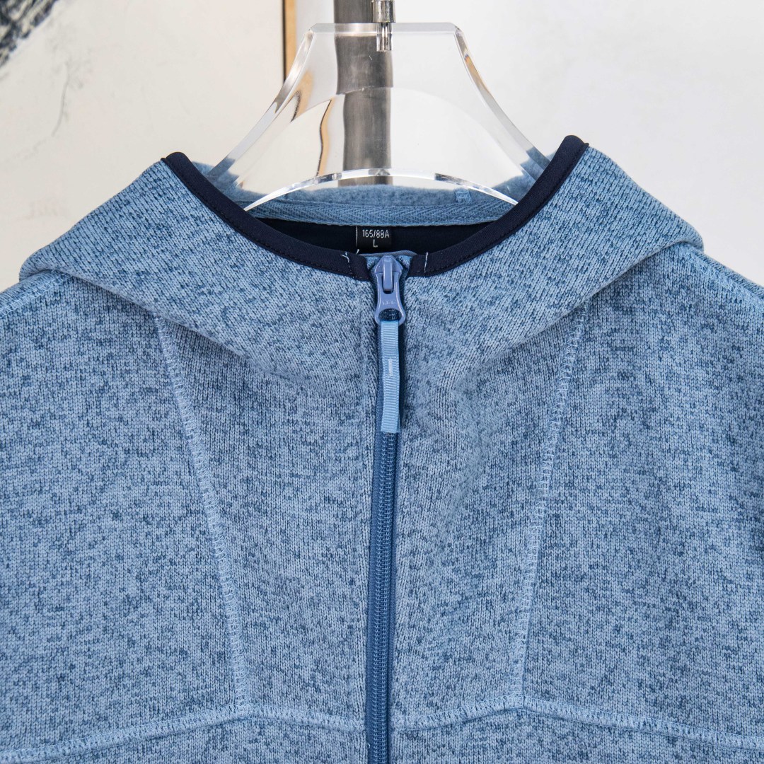 Chaqueta con Capucha de Forro Polar para Parejas con Logo Bordado 3 cmp i1758437810287 9336 0 1