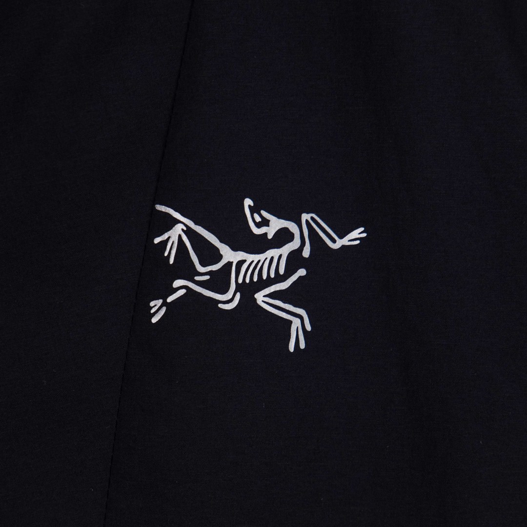 Chaqueta Acolchada Ligera Arc'teryx para Hombre y Mujer - Estilo Casual y Moderno 4 cmp i1758708926162 6540 0 2