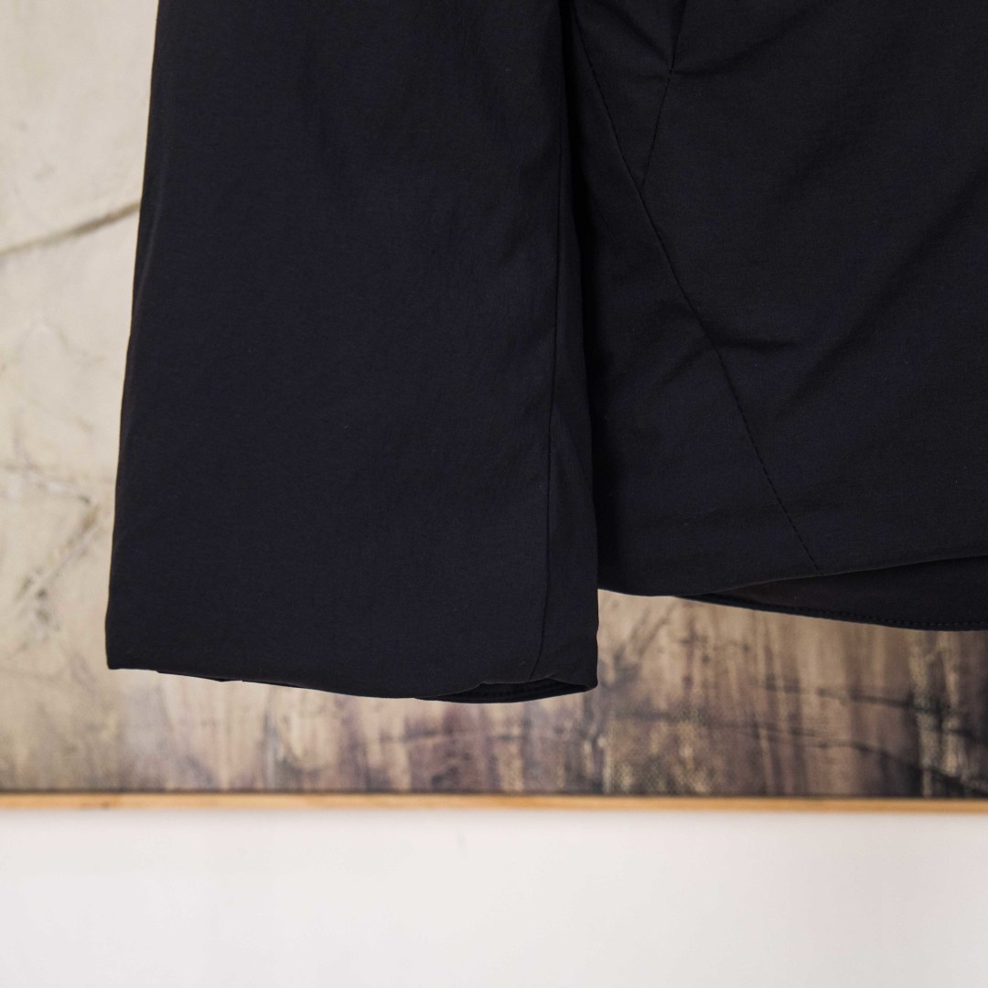 Chaqueta Acolchada Ligera Arc'teryx para Hombre y Mujer - Estilo Casual y Moderno 10 cmp i1758708926288 23 0 8