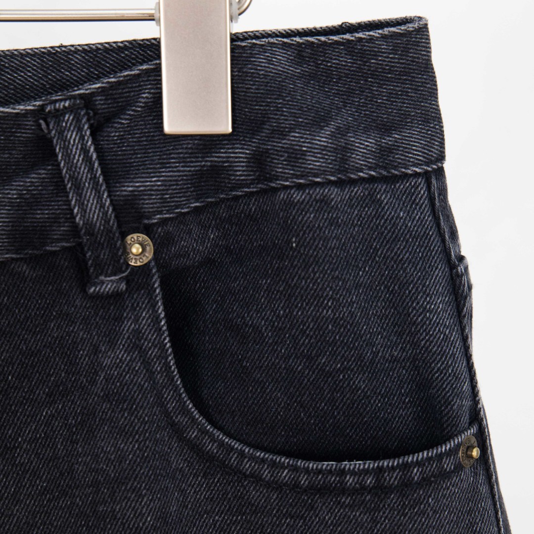 Loewe Jeans Anagram Bordado, Pantalones Denim Lavados Vintage, Corte Holgado 6 cmp i1759479775232 5448 0 4