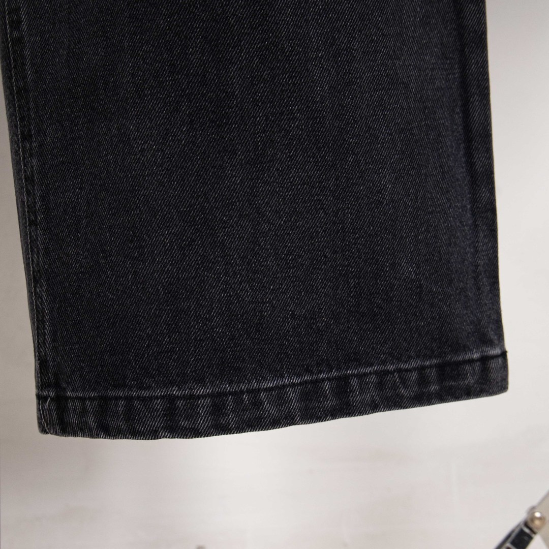 Loewe Jeans Anagram Bordado, Pantalones Denim Lavados Vintage, Corte Holgado 10 cmp i1759479775233 2455 0 8