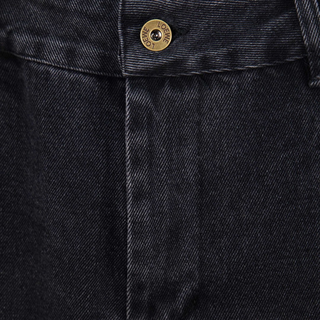 Loewe Jeans Anagram Bordado, Pantalones Denim Lavados Vintage, Corte Holgado 3 cmp i1759479775233 6612 0 1