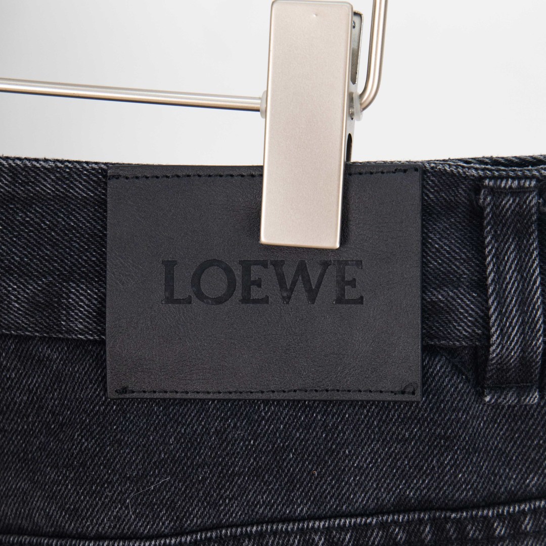 Loewe Jeans Anagram Bordado, Pantalones Denim Lavados Vintage, Corte Holgado 12 cmp i1759479776822 5340 0 10