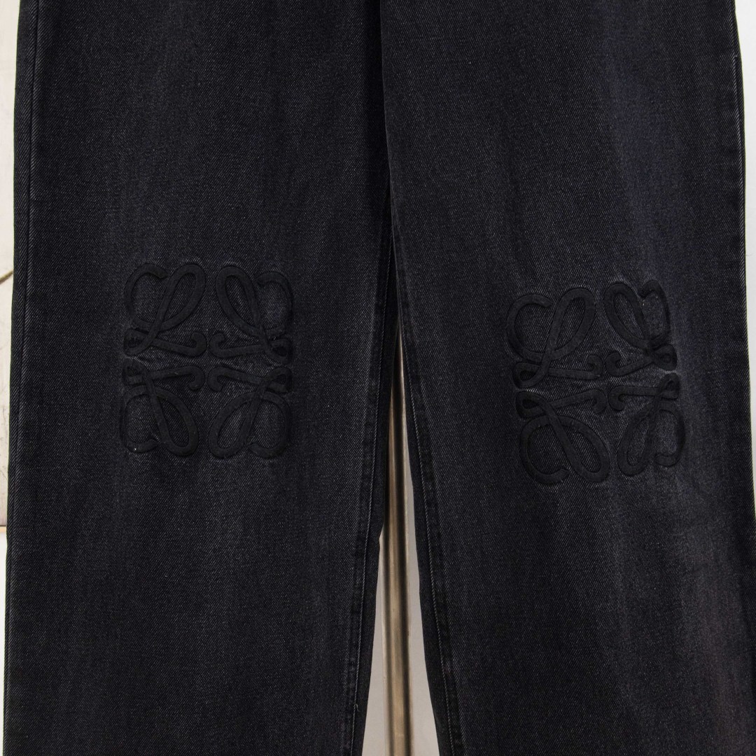 Loewe Jeans Anagram Bordado, Pantalones Denim Lavados Vintage, Corte Holgado 8 cmp i1759479776829 7824 0 6