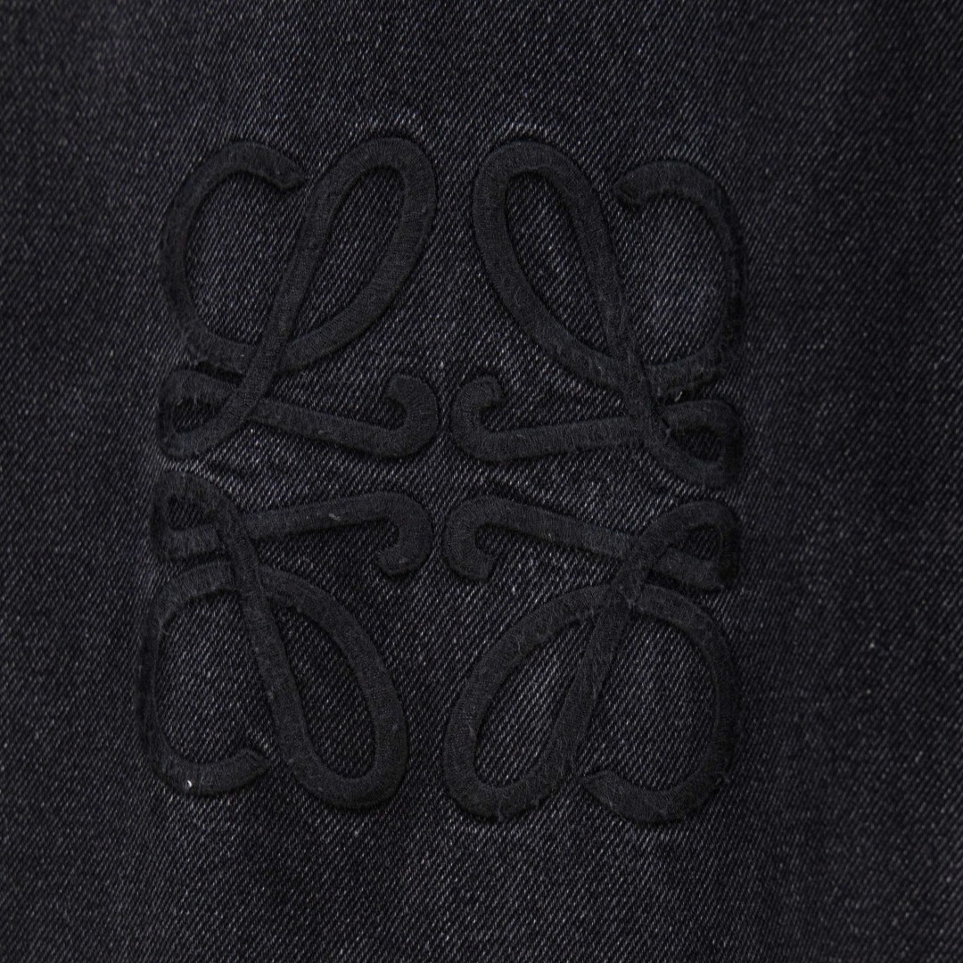 Loewe Jeans Anagram Bordado, Pantalones Denim Lavados Vintage, Corte Holgado 7 cmp i1759479779144 6802 0 5