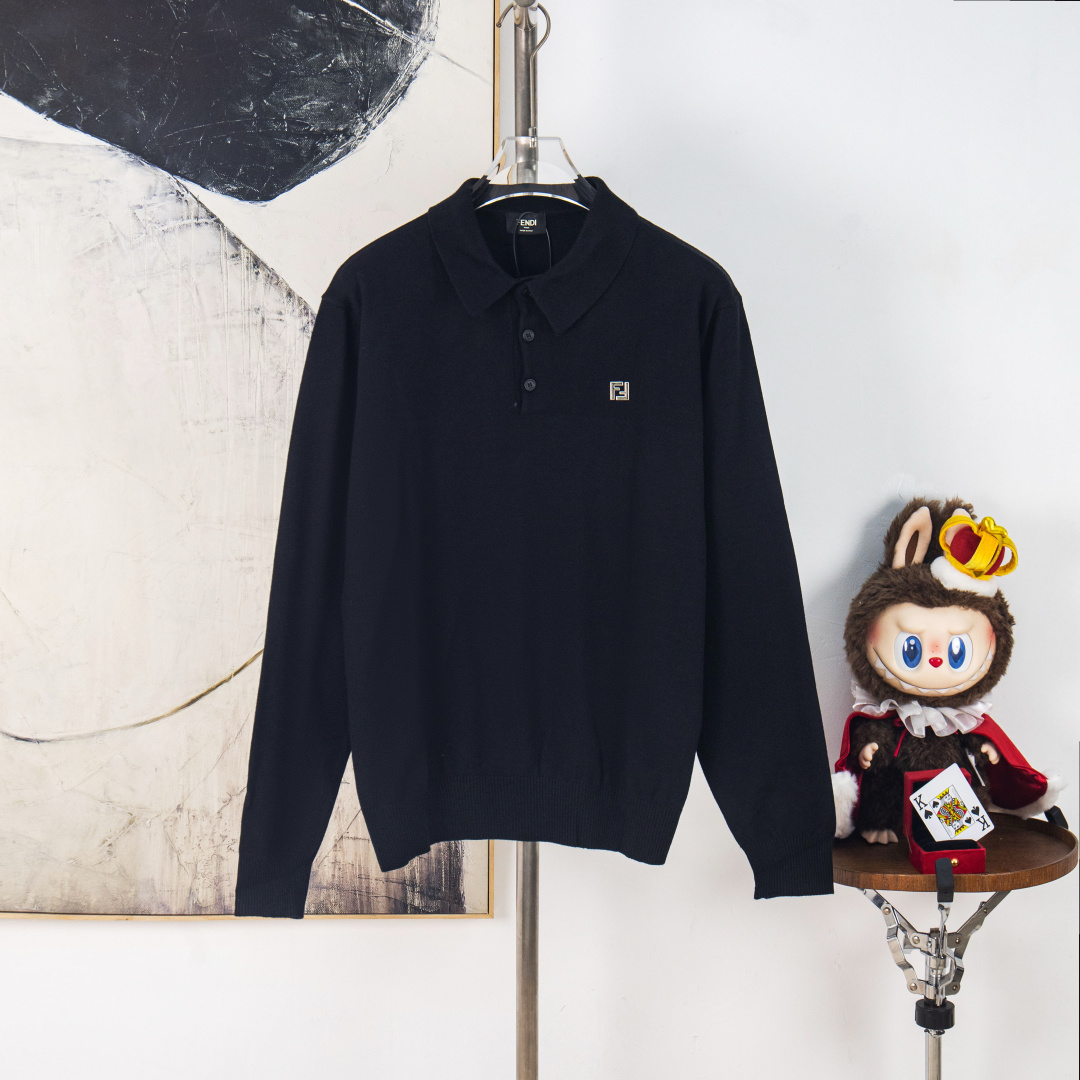 חולצת פולו צמר גזה Fendi ניטרית שחורה, לוגו FF ממתכת מתכת