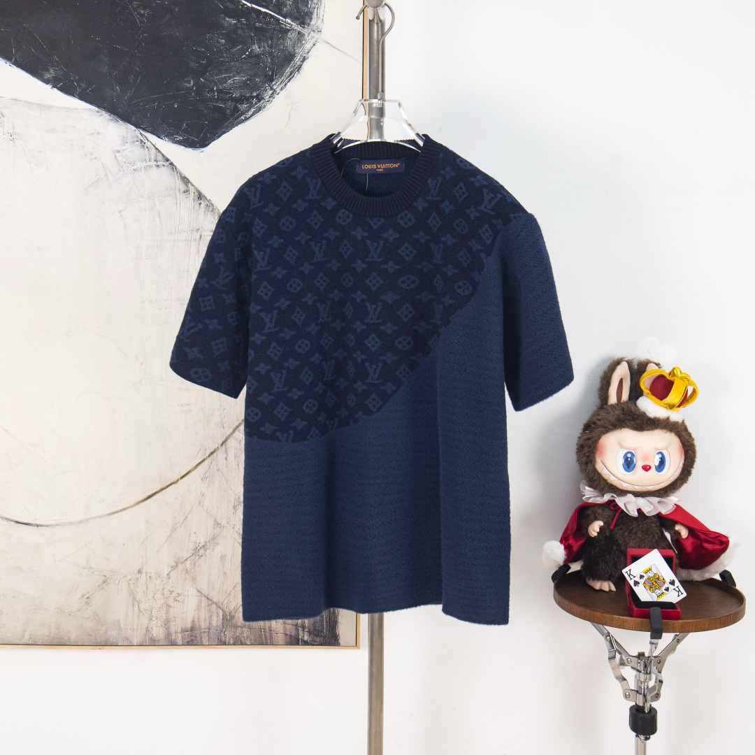 Versión P165 zp [suministro exclusivo] Tejido de manga corta con logo de punto jacquard de LOUIS VUITTON: confeccionado…
