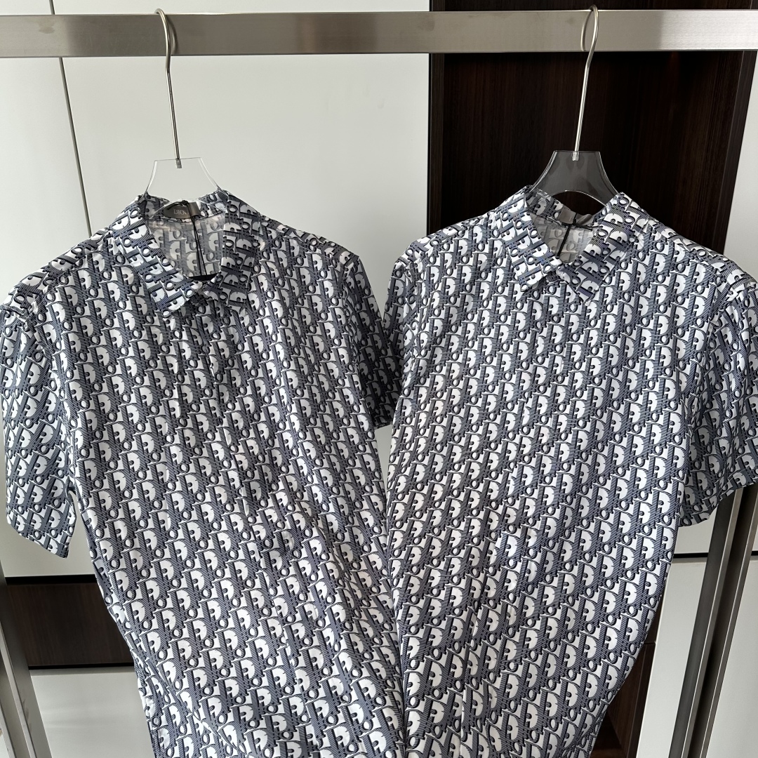 Dior Oblique Pattern Short Sleeve Shirt - Summer Collection Unisex Design 7 cmp i1744872022073 920 0 5