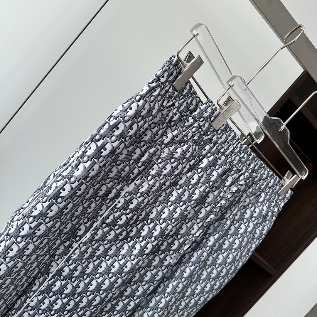Dior Oblique Print Pants - Summer Collection - Unisex, Various Sizes Available 4 cmp i1744872724884 6907 0 2