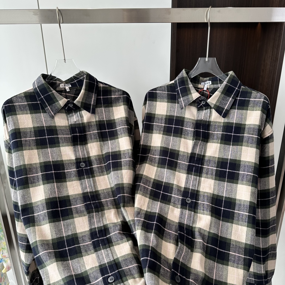 Loewe Plaid Leather Zip Shirt Unisex - Stylish & Authentic Replica 7 cmp i1745140639179 2278 0 5
