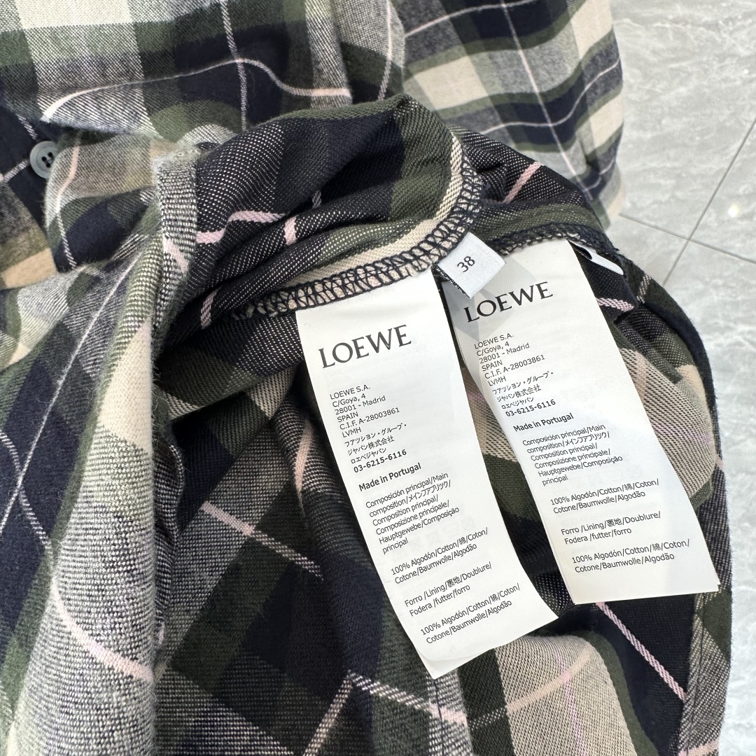 Loewe Plaid Leather Zip Shirt Unisex - Stylish & Authentic Replica 10 cmp i1745140639179 6419 0 8