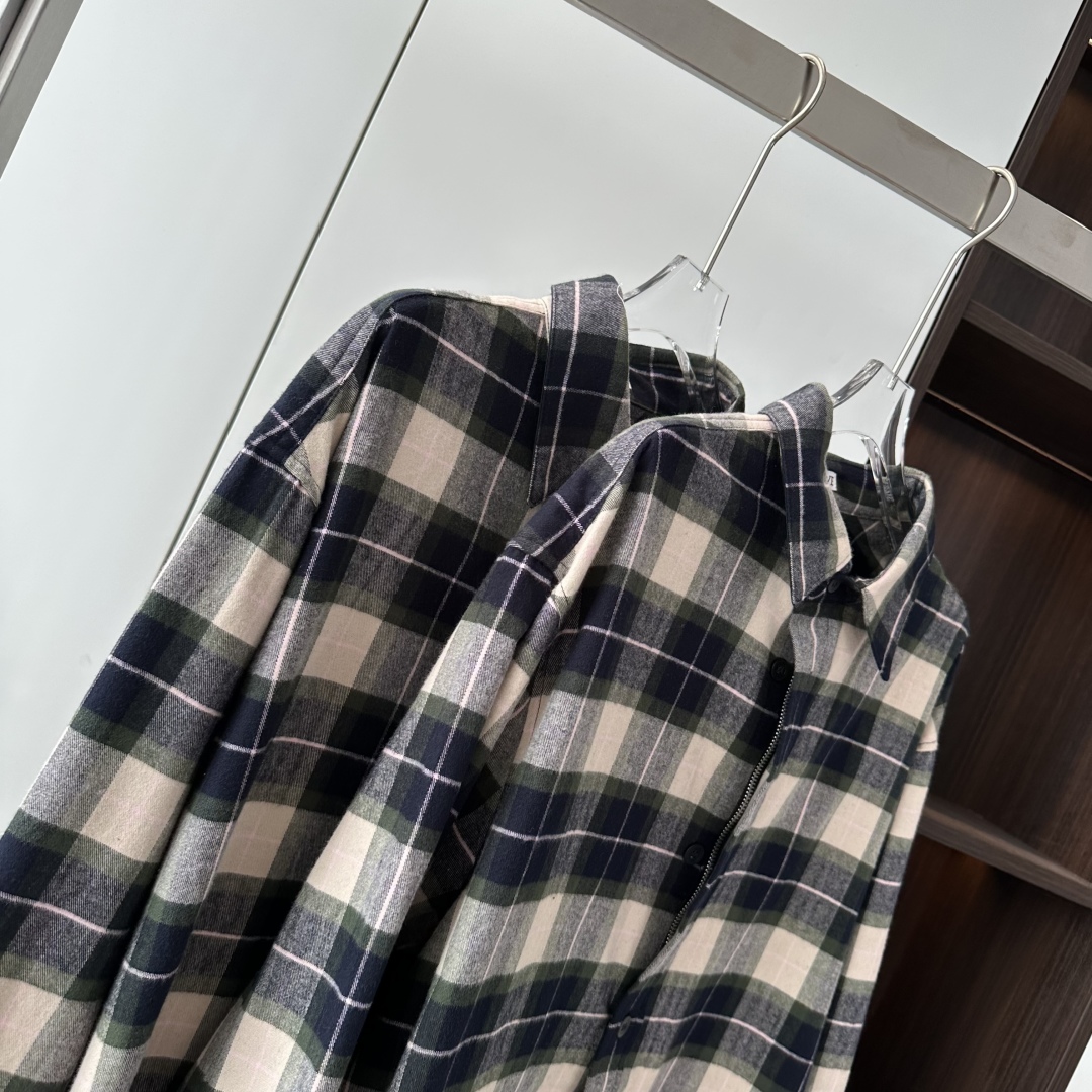Loewe Plaid Leather Zip Shirt Unisex - Stylish & Authentic Replica 4 cmp i1745140639179 8121 0 2