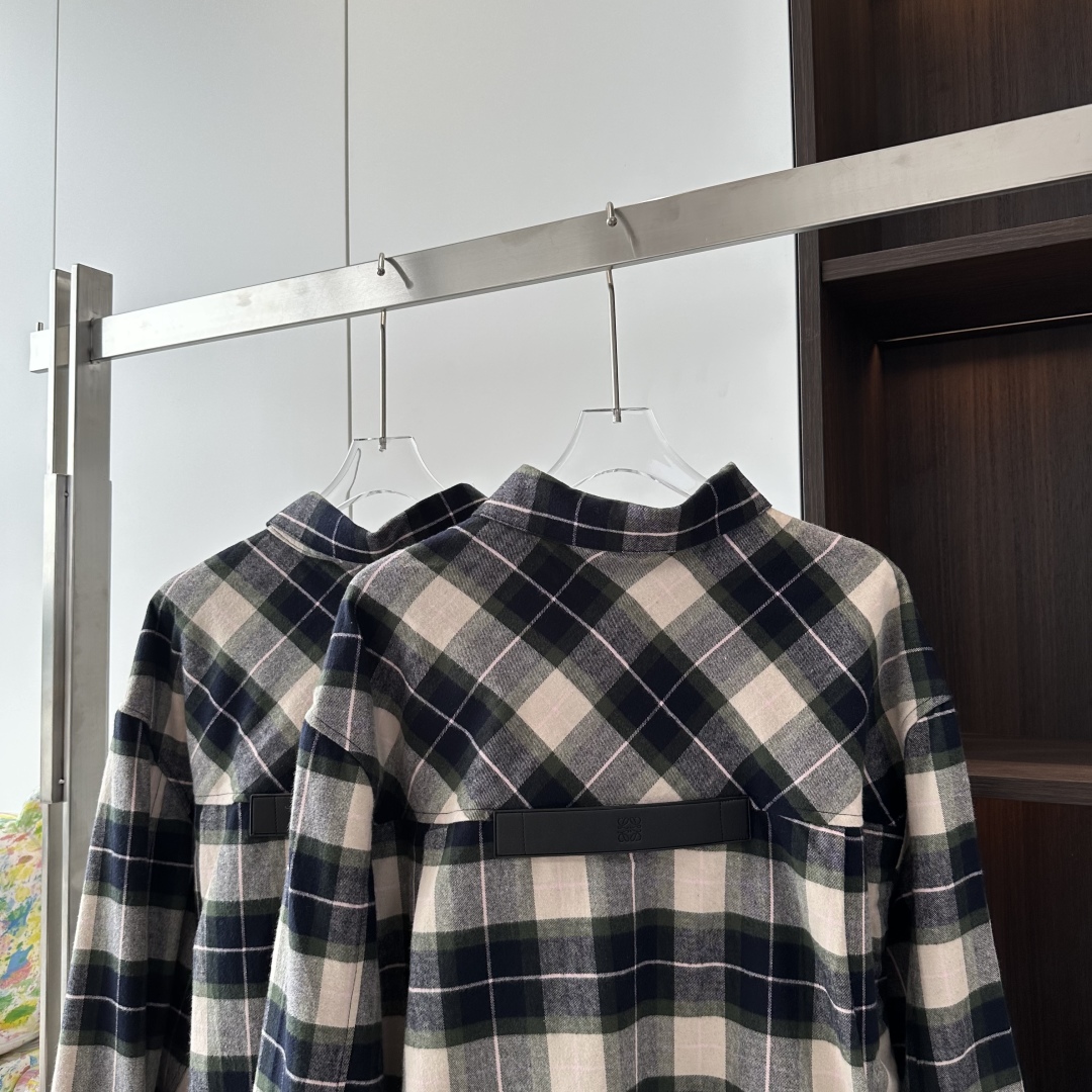 Loewe Plaid Leather Zip Shirt Unisex - Stylish & Authentic Replica 9 cmp i1745140639179 9361 0 7