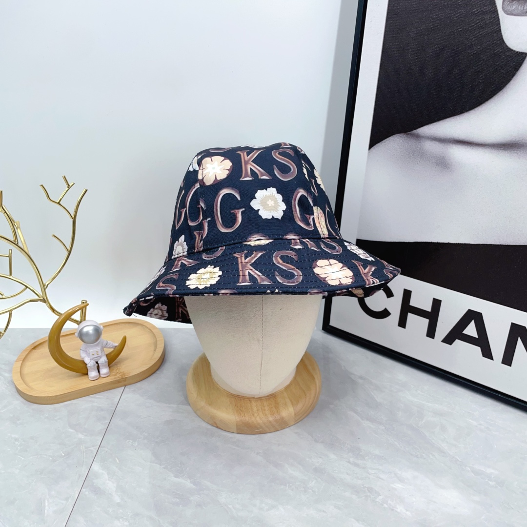 おしゃれな写真べーズボールキャップ 偽物