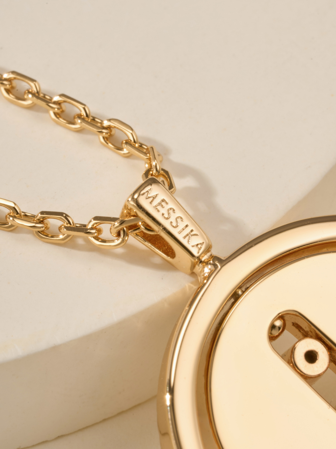 “Delicate Treasure Necklace: Messika’s Simple Elegance for a Sense of Excellence” - 图片 9