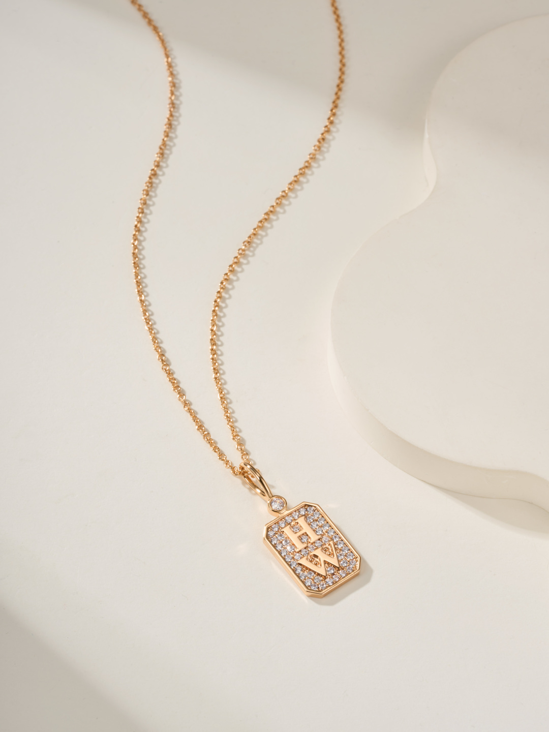 
Harry winston 香水瓶项链大号（仅玫瑰金色）
Harry Winston 海瑞·温斯顿香水