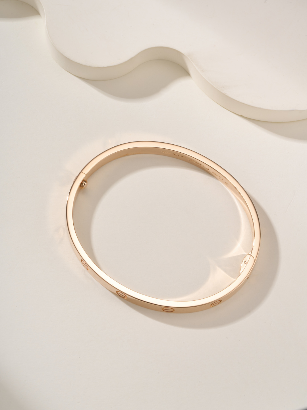 Cartier Love Bracelet, 2025 Mid-Size 4.8mm, Single Opening, No Diamonds 6 cmp i1747899089536 1826 0 4