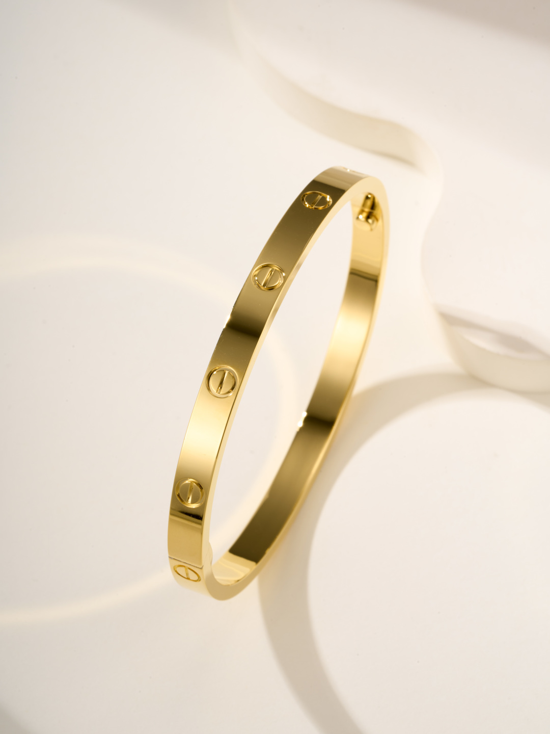Cartier Love Bracelet, 2025 Mid-Size 4.8mm, Single Opening, No Diamonds 5 cmp i1747899089536 3248 0 10