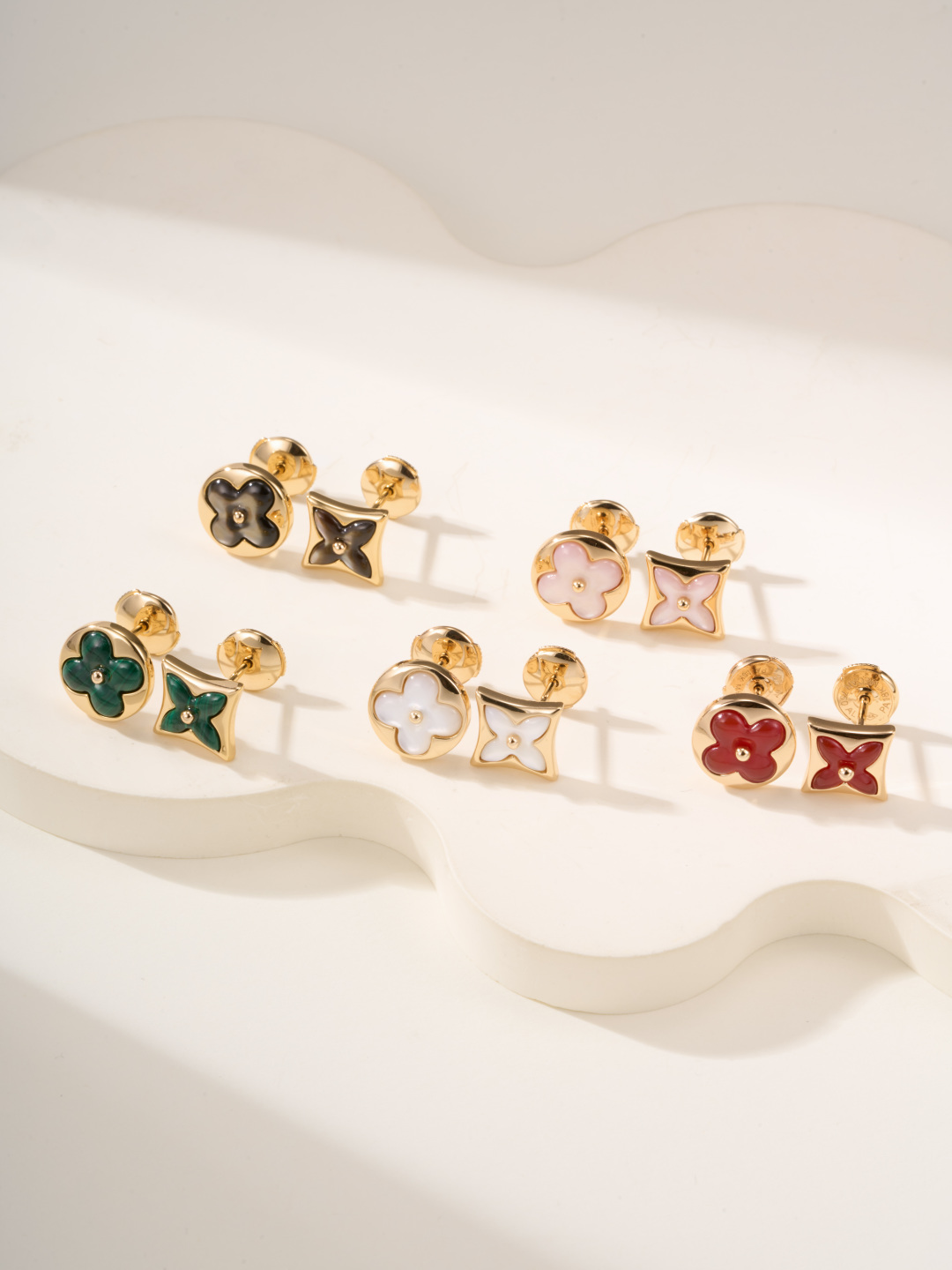Louis Vuitton Monogram Mother-of-Pearl Earrings, Gold-Tone Finish 2 cmp i1747901470495 4652 0 0