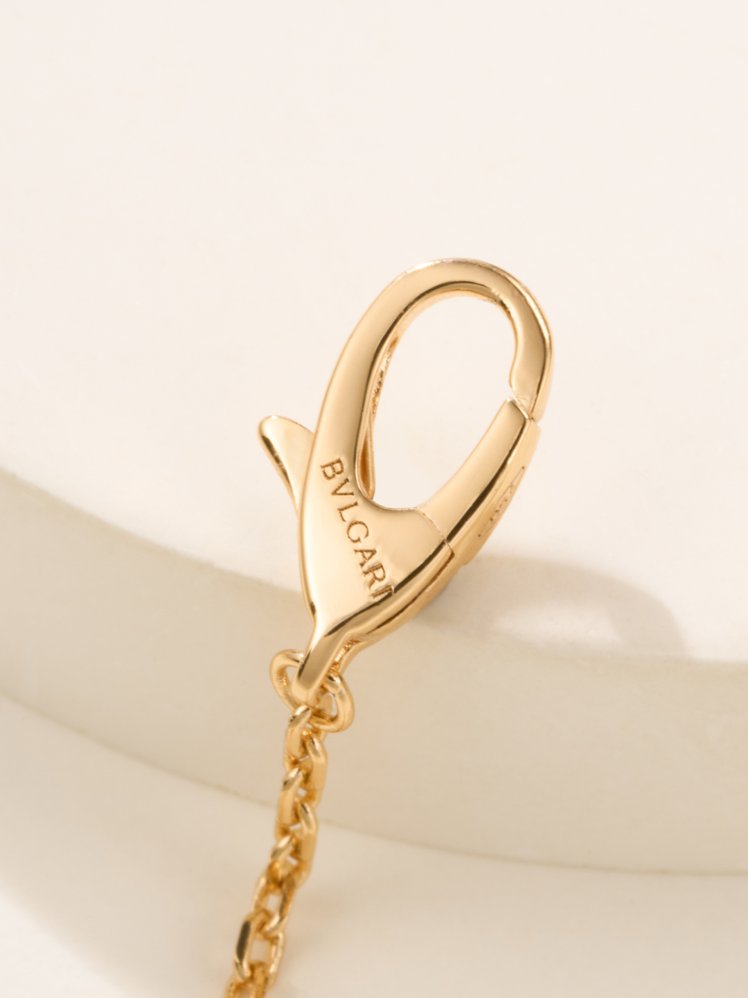 Bottega Veneta Divas' Dream Necklace with Waterdrop Gemstones 13 cmp i1747904634018 9440 0 10