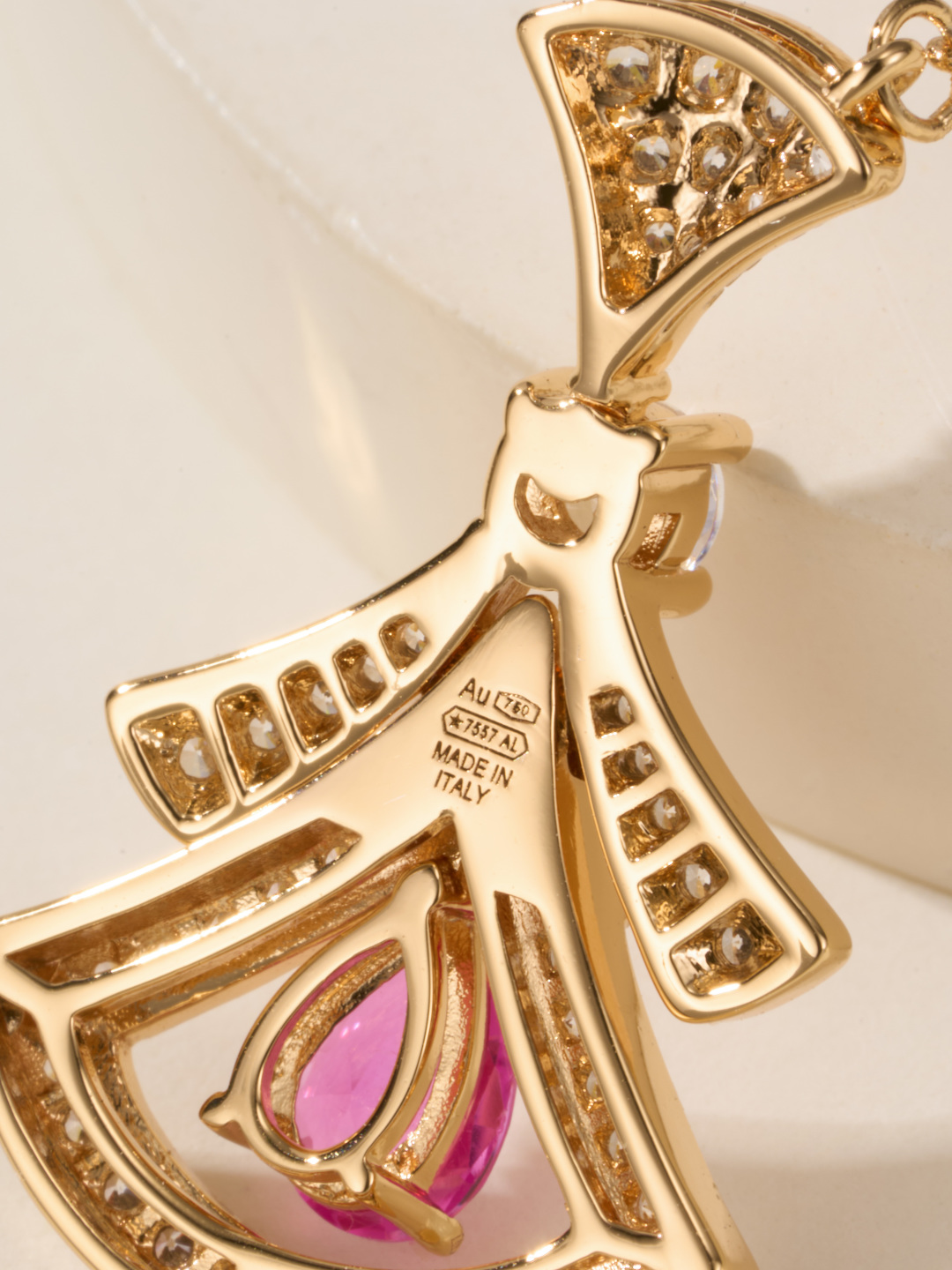 Bottega Veneta Divas' Dream Necklace with Waterdrop Gemstones 11 cmp i1747904638942 4163 0 12