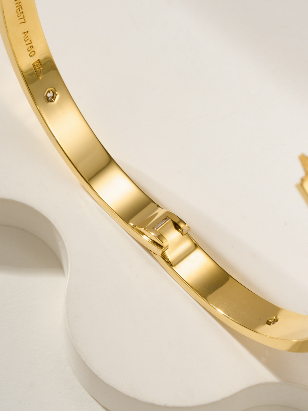 Cartier Love Bracelet Diamond Jewelry Classic 6.1mm Single Open Four Diamond Bangle 9 cmp i1747932739634 2587 0 2