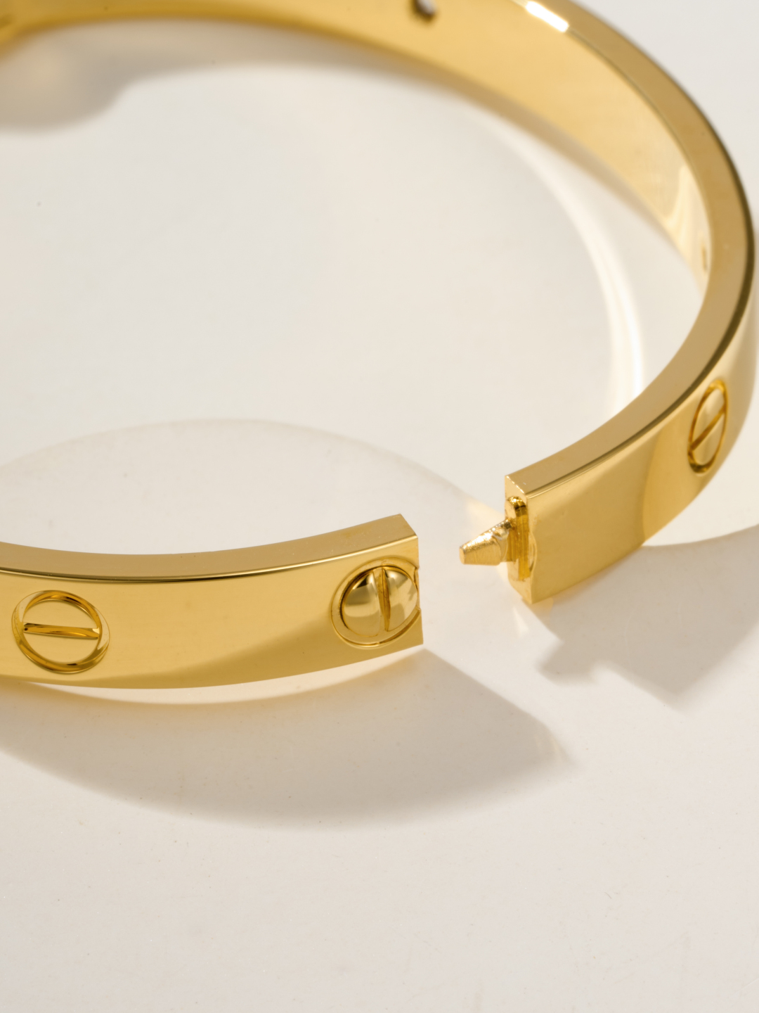 Cartier Love Bracelet Diamond Jewelry Classic 6.1mm Single Open Four Diamond Bangle 8 cmp i1747932739634 3099 0 1