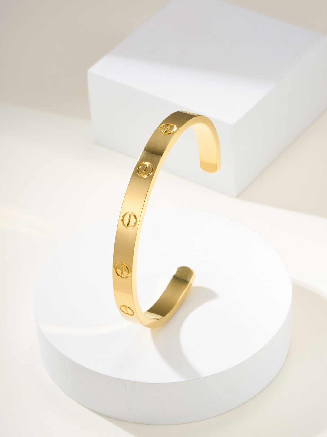 
新版开口love手镯开口设计，CNC高工艺制作，正品模具开版，手镯宽6.2mm，手镯尺寸16、17、1