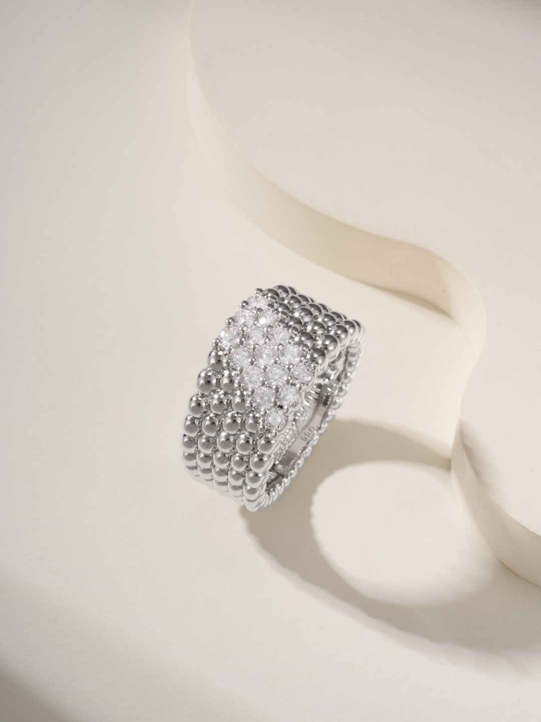Van Cleef & Arpels Perlee Diamonds Ring, Gold Bead and Diamond Ring 7 cmp i1747935800263 8566 0 8