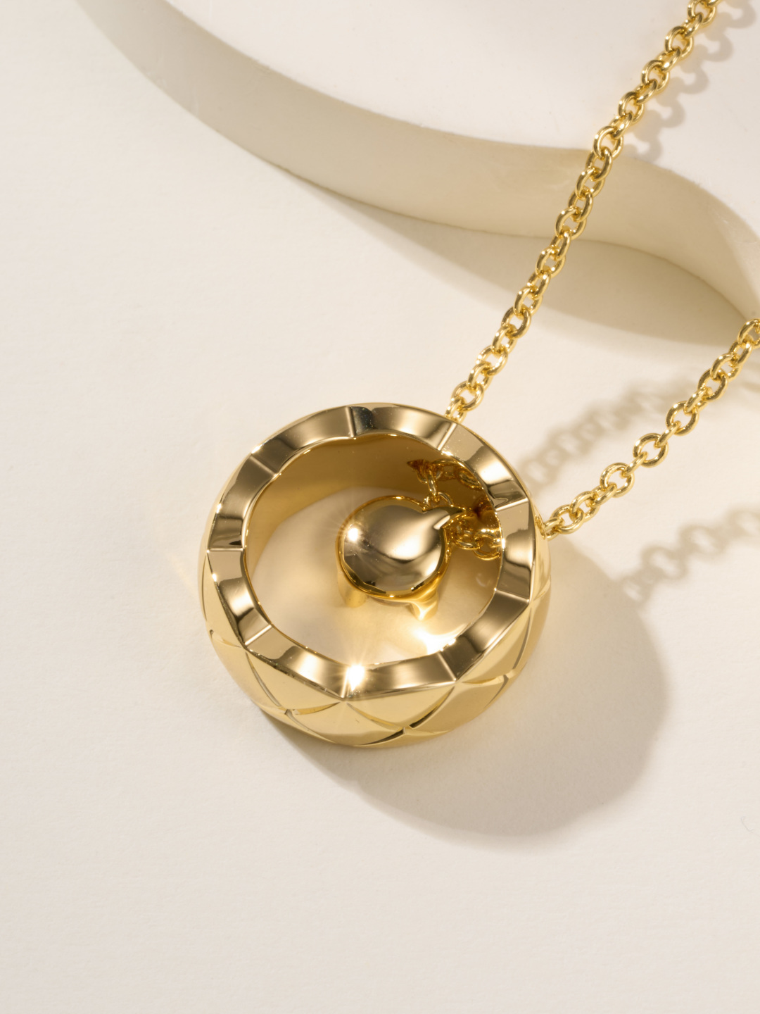 Chanel COCO CRUSH Diamond Necklace, 18K Gold Fine Jewelry, 37.5-45cm 9 cmp i1747936539449 149 0 5