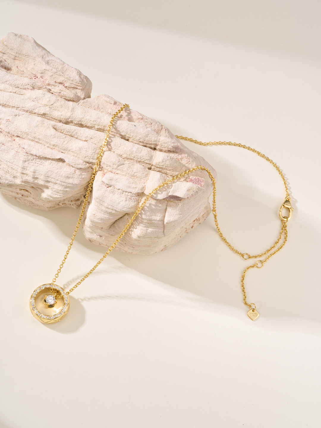 Chanel COCO CRUSH Diamond Necklace, 18K Gold Fine Jewelry, 37.5-45cm 6 cmp i1747936539529 5704 0 2
