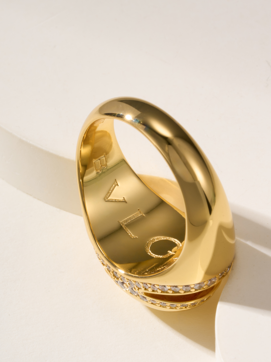 Bulgari Cabochon Ring: Gold & Diamond Accent, Sizes 6-9, Timeless Elegance 10 cmp i1747936793456 9934 0 3