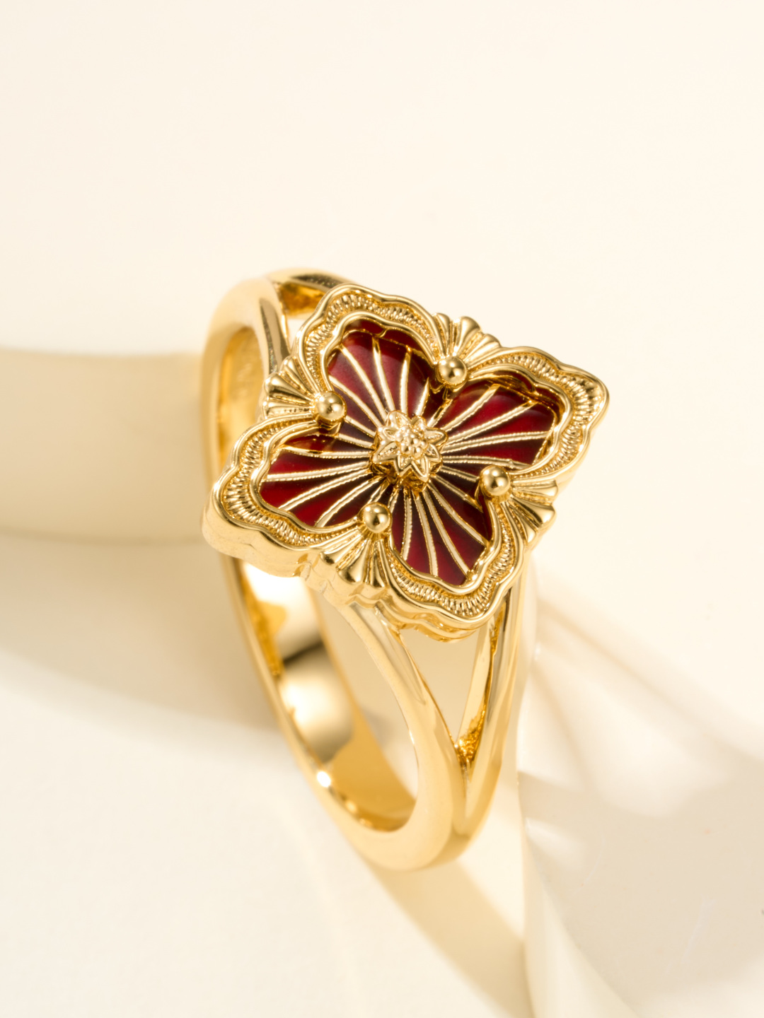 Buccellati Opera Tulle Red Enamel Ring in 18k Gold, Size 5/6/7/8 8 cmp i1751011979968 1502 0 2