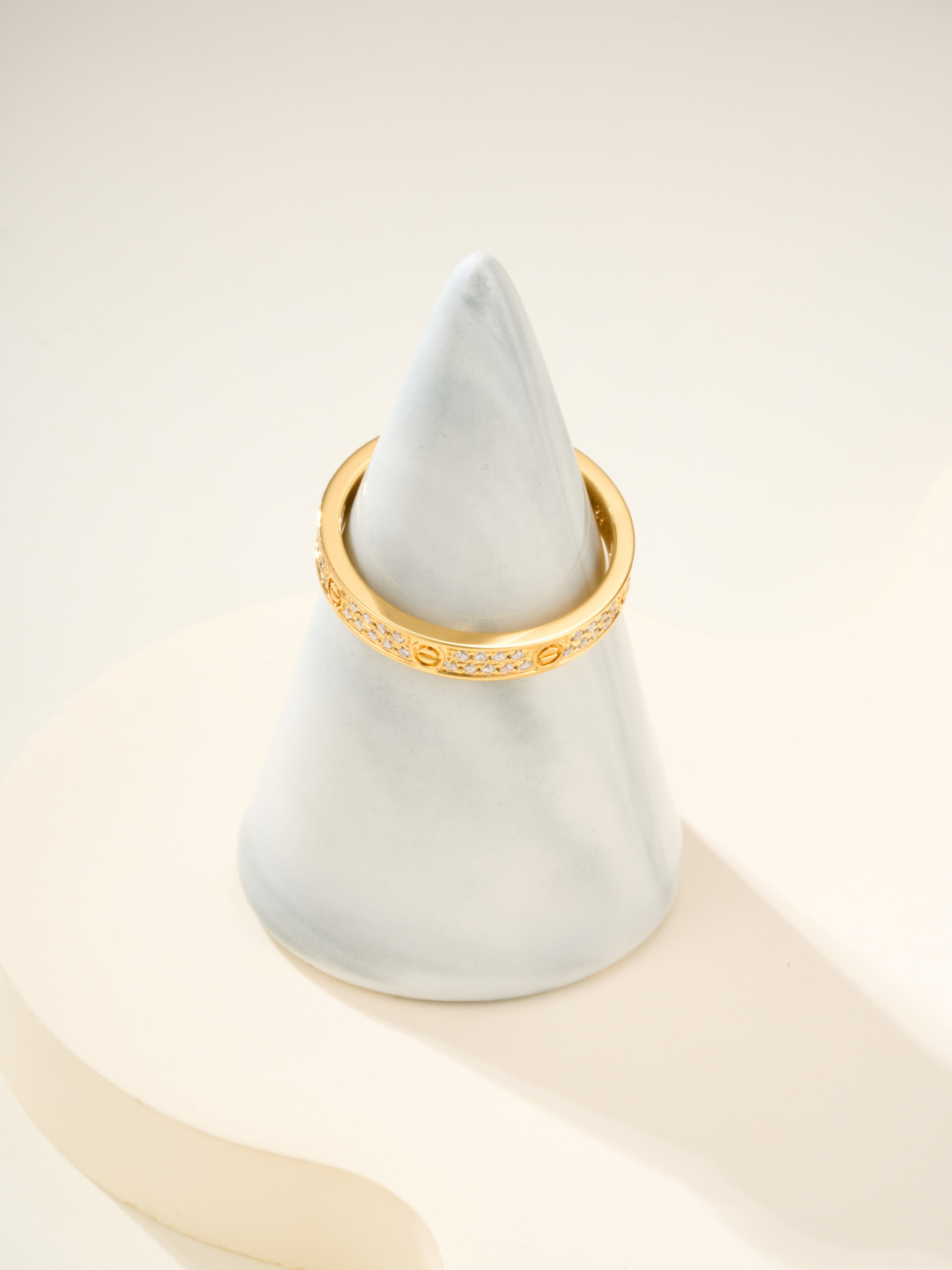 批发价（手工镶钻）
奢品推荐 超窄love满天星对戒💍（尺寸5678美号）
✨现在的情侣十有八九都会选择