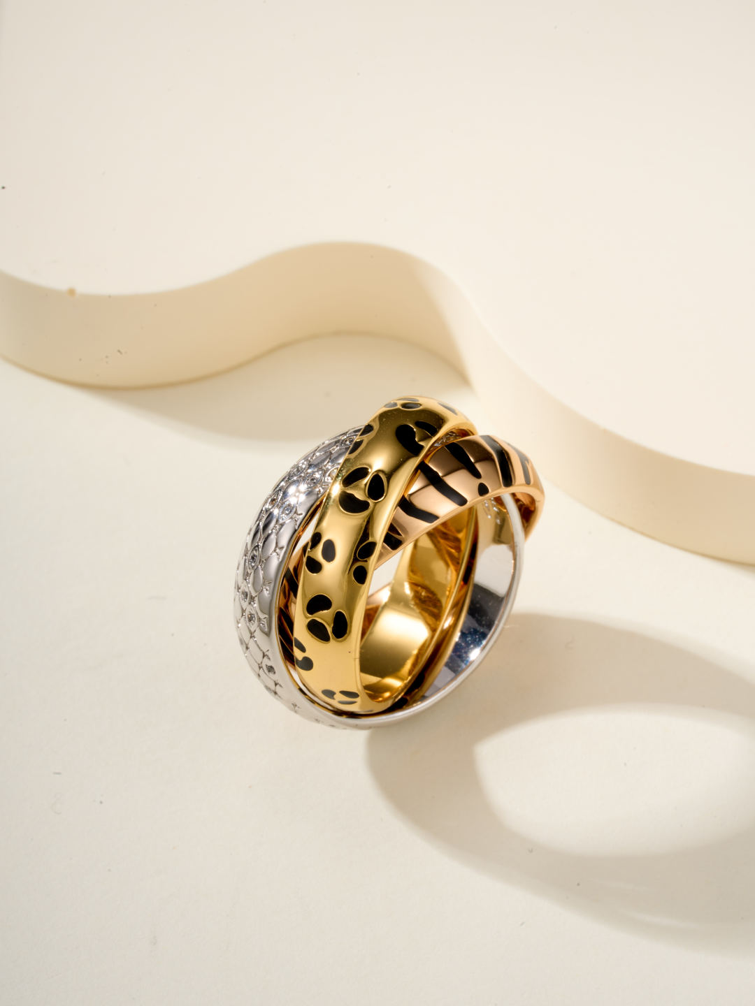 Cartier Trinity Ring, Gold, Platinum, and Rose Gold, Leopard Print 4 cmp i1754463132388 6983 0 7