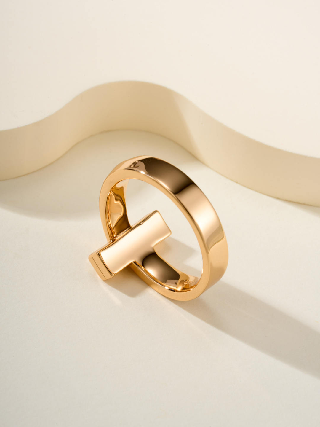 Tiffany & Co. T1 Wide Half Diamond Ring - Express Your Unique Love 11 cmp i1755875013452 2754 0 1