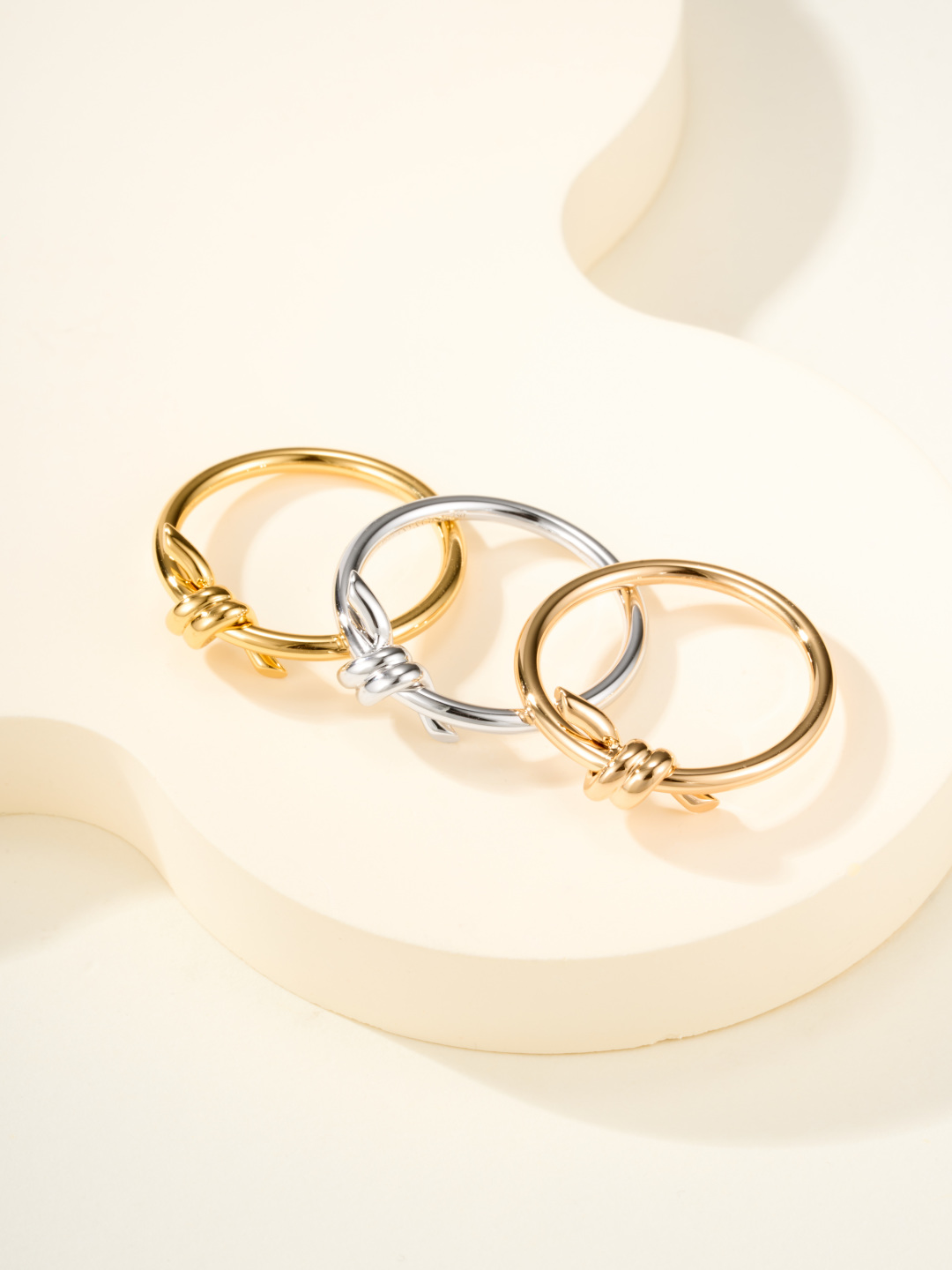 Tiffany & Co. T Knot Ring - Stijlvolle ringen in verschillende maten en kleuren
