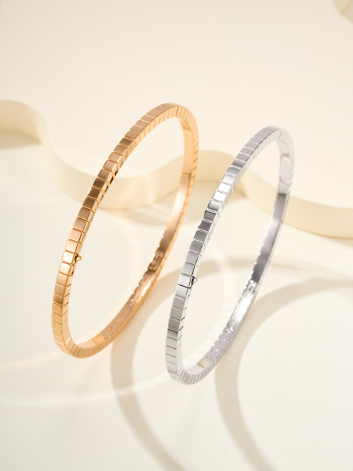 Chopard Ice Cube Bangle Bracelet in Rose Gold and White Gold, Size 17 1 Chopard Ice Cube Bangle Bracelet in Rose Gold and White Gold, Size 17