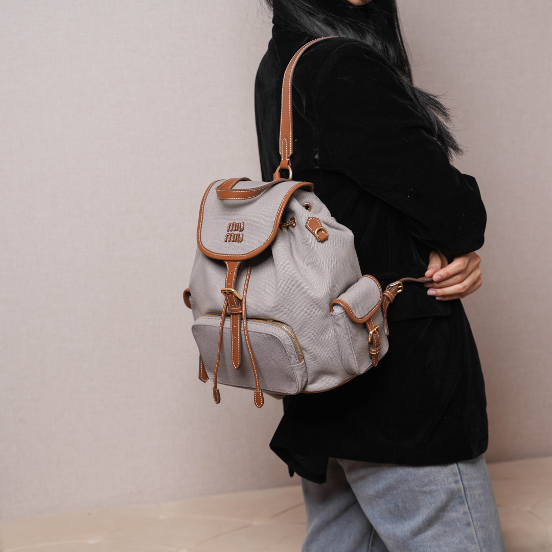 Miu Miu 5BZ042miumiu counter edition hot sale miumiu edition counter hot sale pair edition counter hot sale new college style backpack